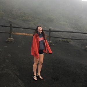 Meet your Posher, Lily